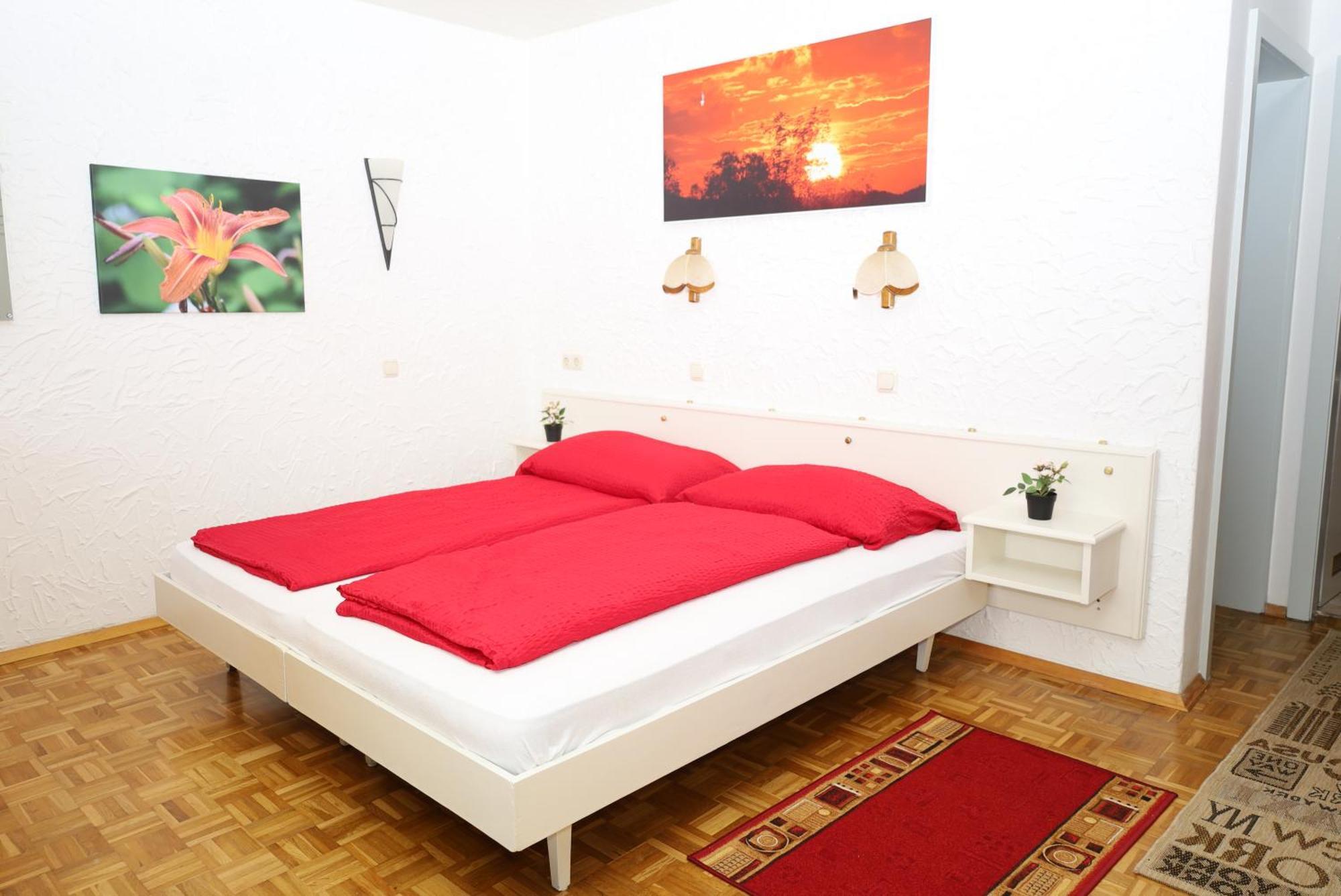 Ferienwohnung Schellander Privatstrand Velden am Woerthersee Exterior photo